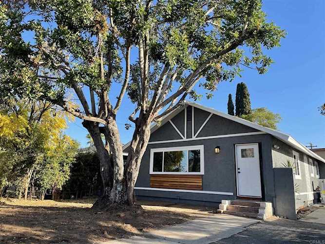 1436 S Broadway Escondido, CA 92025
