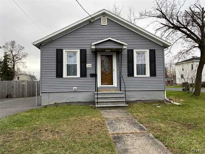 304 E Heman St Dewitt, NY 13057