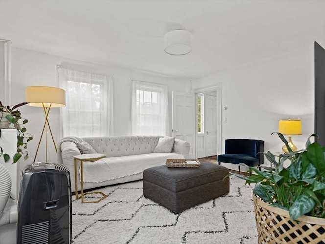 195 Cambridge St Winchester, MA 01890 | MLS 72724485 Photo 1