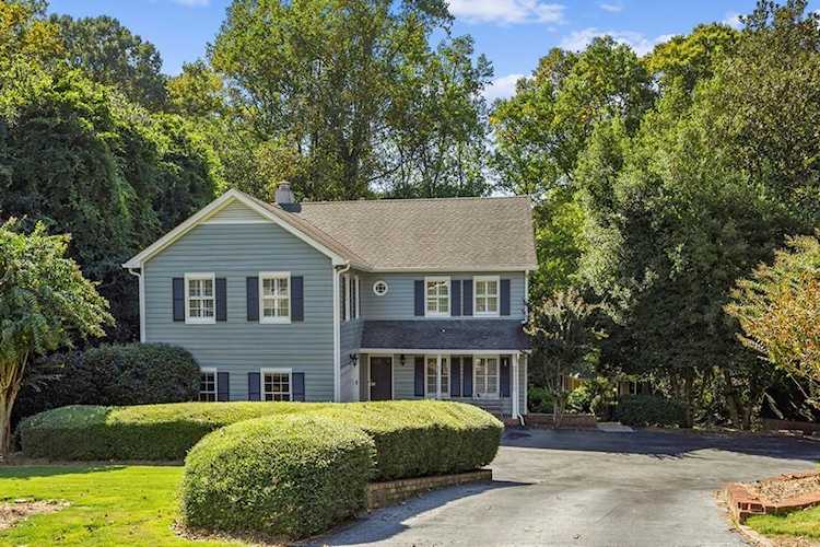 3211 Circle Oaks Dr SE Atlanta, GA 30339