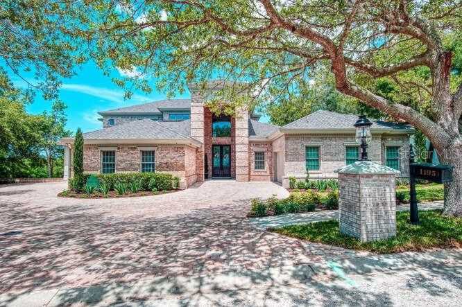 1195 Skye Ln Palm Harbor, FL 34683