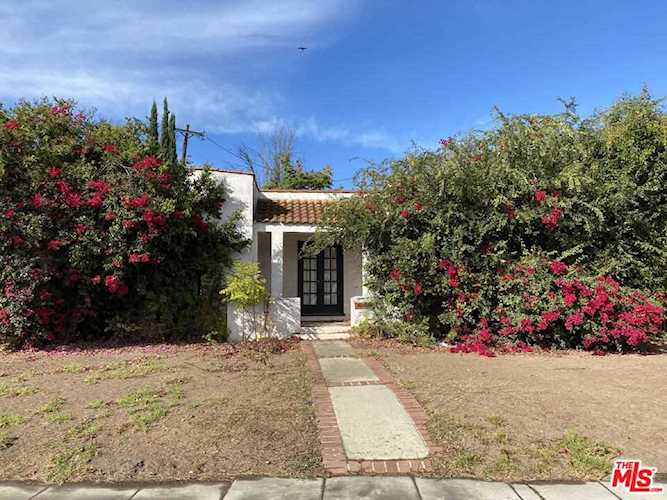 10507 Bradbury Road Los Angeles, CA 90064