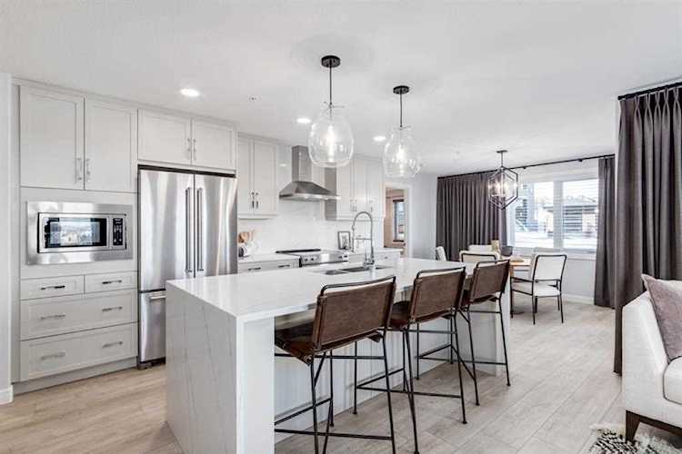 450 Kincora Glen Rd NW #1103 Calgary, AB T3R 1S2