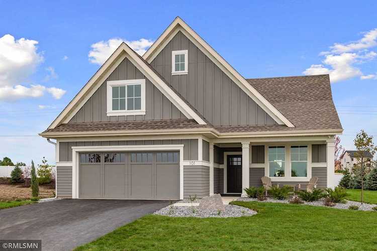 101 Lakeshore Circle Waconia, MN 55387