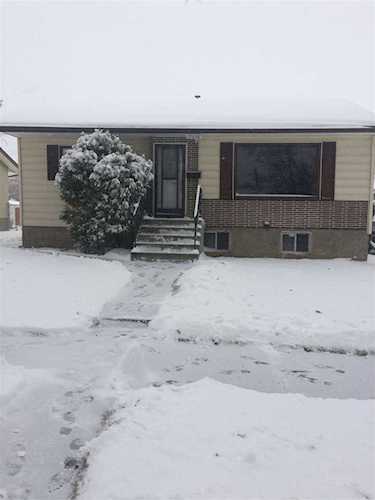 12226 46 Street Edmonton, AB T5W 2W6