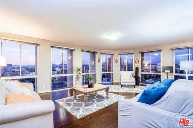 800 W 1st Street #1210 Los Angeles, CA 90012