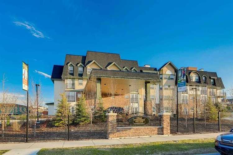 2635 Eversyde Ave SW #103 Calgary, AB T2Y 5G9