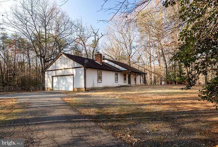 3785 Marvin Dr Indian Head, MD 20640