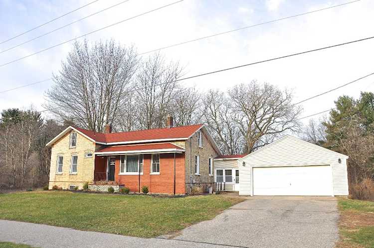 2499 Beeline Rd Holland, MI 49424