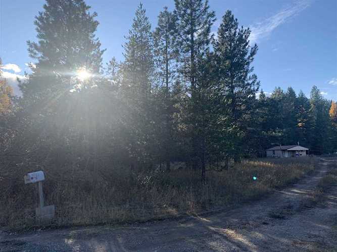 4782 Luther Rd Valley, WA 99181