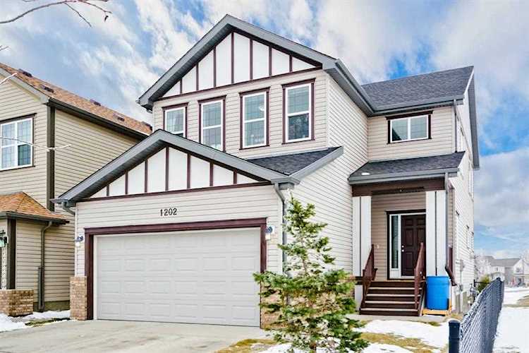 1202 Reunion Rd NW Airdrie, AB T4B 0M7