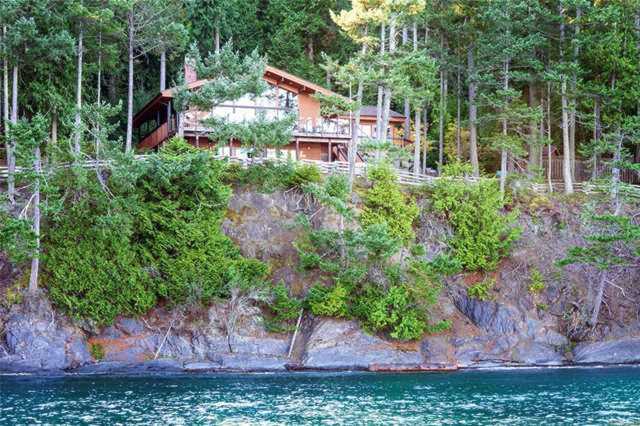 9888 Canal Rd Pender Island, BC V0N 2M3