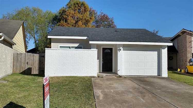 7108 Little Creek Ct Cypress, TX 77433