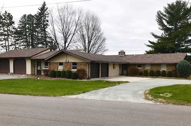 1332 Wooster Road Winona Lake, IN 46590