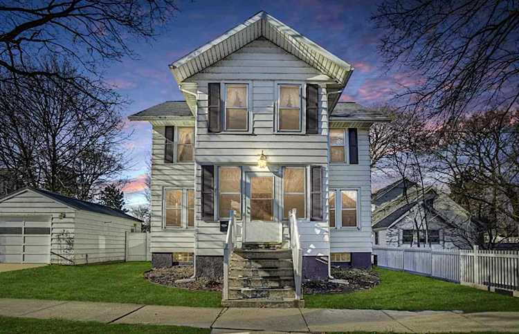 316 N Prairie St Stoughton, WI 53589