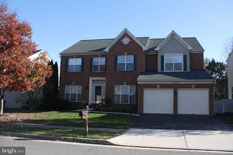 12053 Paper Birch Ln Gainesville, VA 20155 | MLS ® VAPW508942 Photo 1
