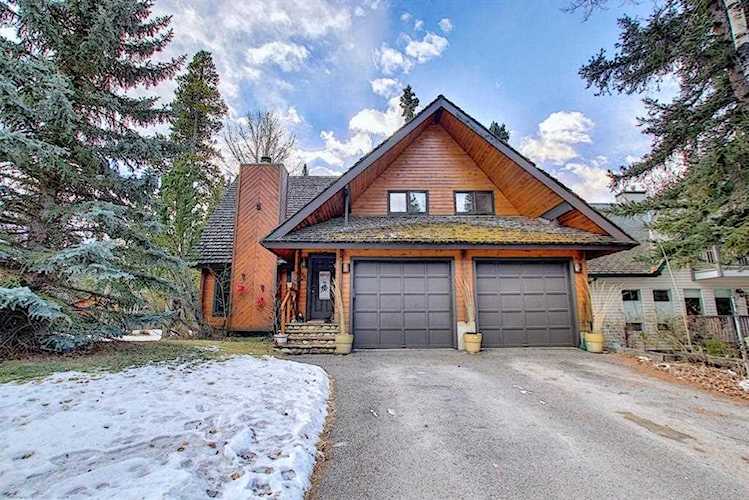 1301 17 St Canmore, AB T1W 1T6