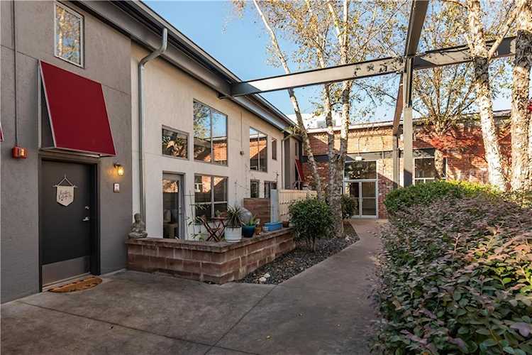 195 Arizona Ave NE #102 Atlanta, GA 30307