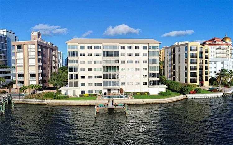 350 Golden Gate POINT #33 Sarasota, FL 34236