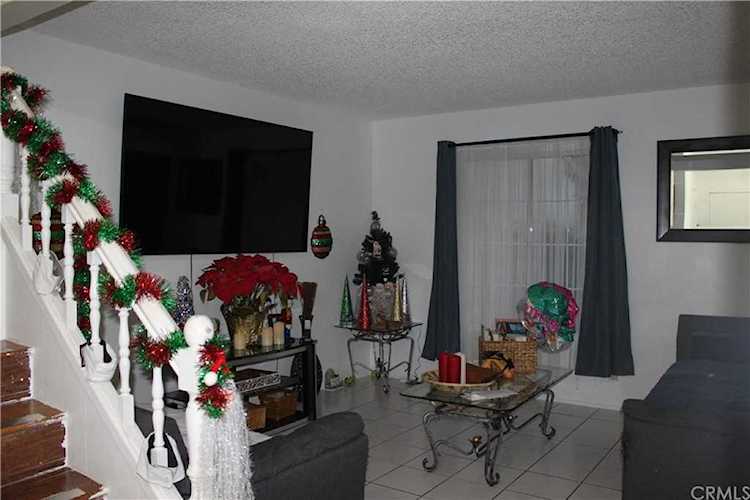 12351 Osborne Place #1, Pacoima, CA 91331 | RubyHome Photo 1
