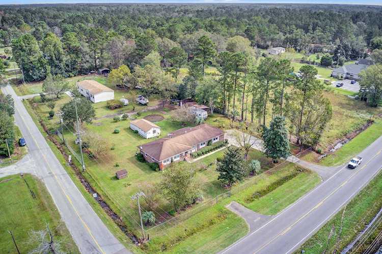 1544 State Rd Summerville, SC 29486