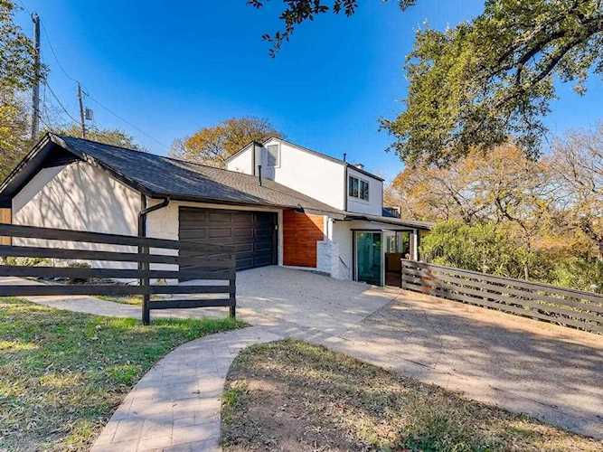 8804 Mountain Ridge DR Austin, TX 78759