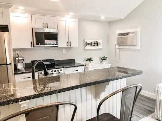 1139 Post Rd Wells, ME 04090