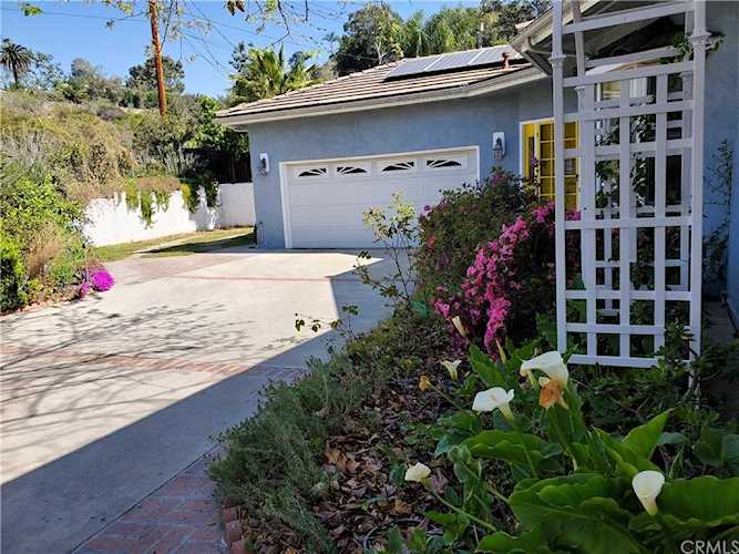 1250 Canedo Place Pasadena, CA 91105