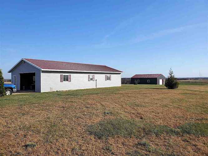 S7930 Lawrence Ridge Rd Wheatland, WI 54624 | MLS 1897476 Photo 1