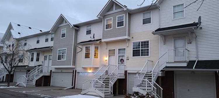240 Prestwick Acres Ln SE Calgary, AB T2Z 3Y2