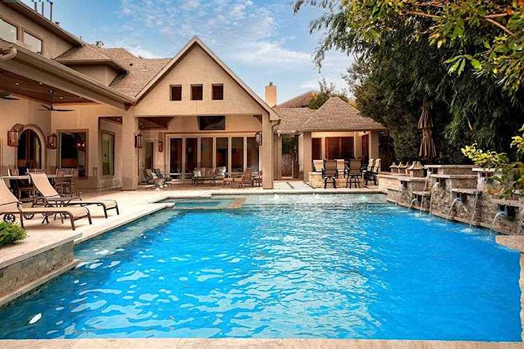 47 E Double Green Circle The Woodlands, TX 77382