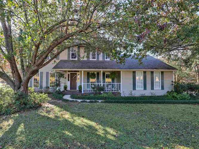 1786 Vineyard Way Tallahassee, FL 32317