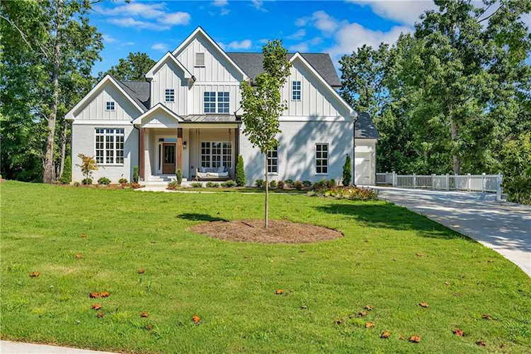 13133 Overlook Pass Roswell, GA 30075