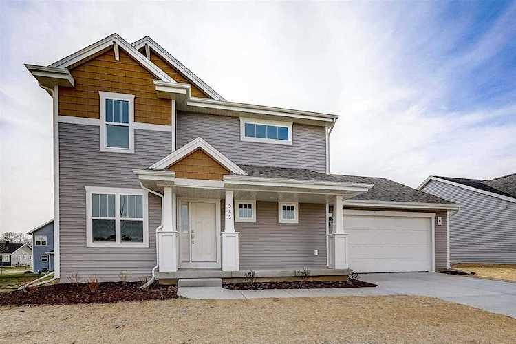 985 Griffin Way Deforest, WI 53532