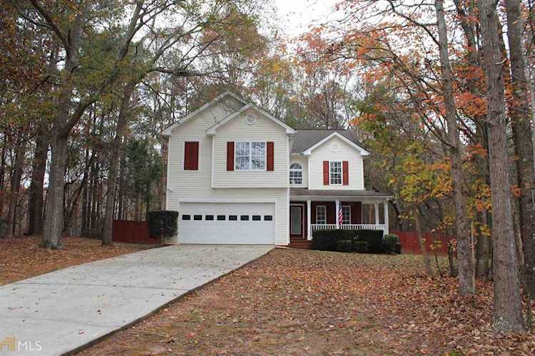 1110 Chestnut Oak Winder, GA 30680