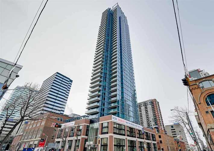 # 3702 10180 103 Street Edmonton, AB T5J 0L1
