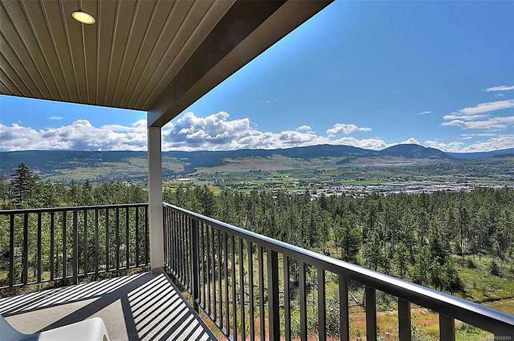 655 Academy Way #218 Kelowna, BC V1V0A2