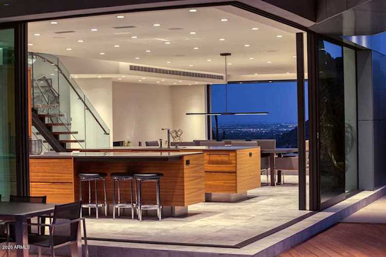 7535 N Clearwater Parkway Paradise Valley, AZ 85253