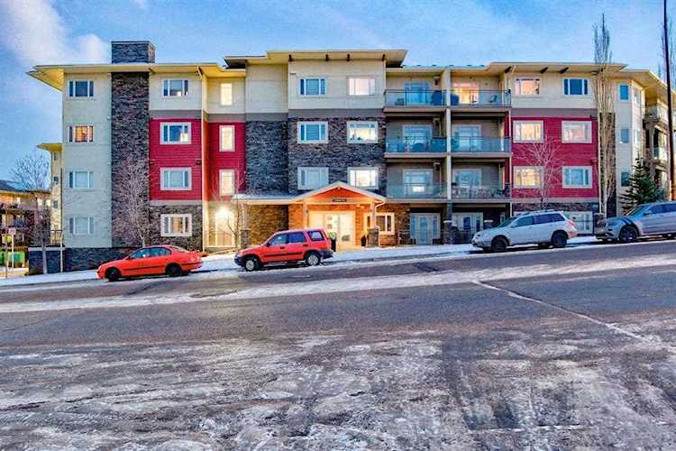 23 Millrise Dr SW #440 Calgary, AB T2Y 3V1