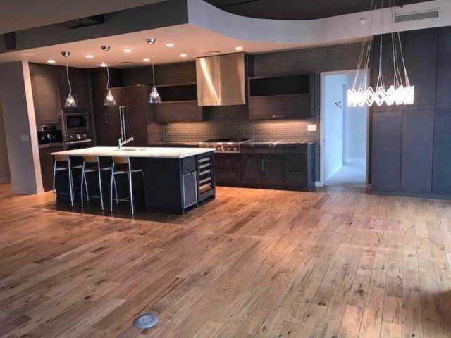 1 Miranova Place Columbus, OH 43215