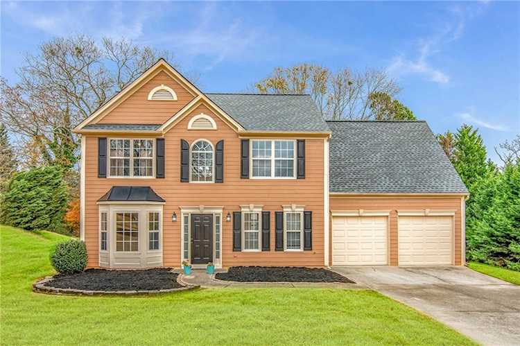 1345 Holleybrooke Dr, Alpharetta, GA 30004 - Premier Atlanta Real Estate Photo 1