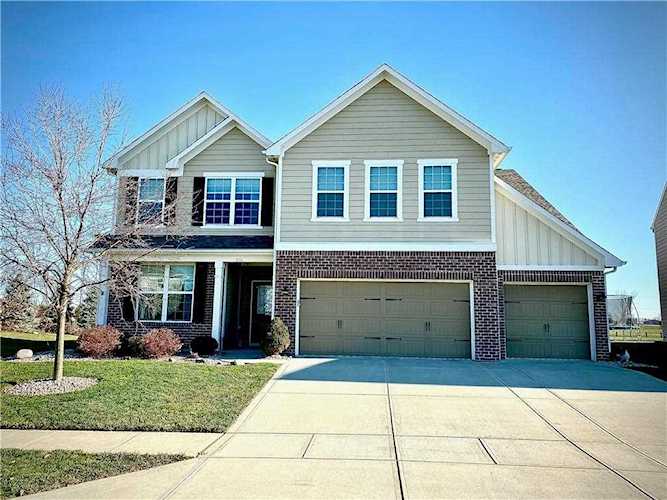 5711 Primrose Dr Whitestown, IN 46075