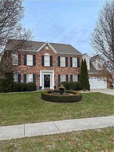 3144 Woodhaven Way Bargersville, IN 46106