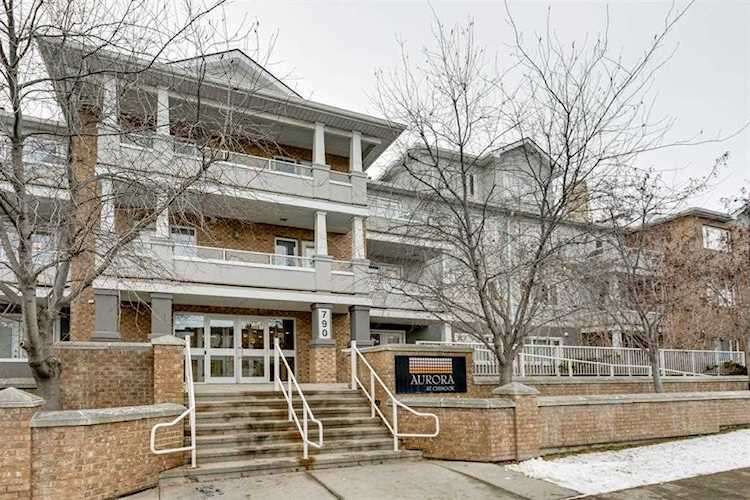 790 Kingsmere Crescent SW #212 Calgary, AB T2V 2G9