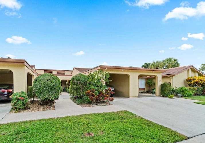 5865 Forest Grove Drive #3 Boynton Beach, FL 33437