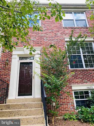 14623 Stream Pond Dr Centreville, VA 20120 | MLS ® VAFX1170126 Photo 1