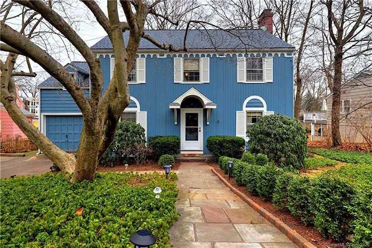 63 Woodside Terrace New Haven, CT 06515
