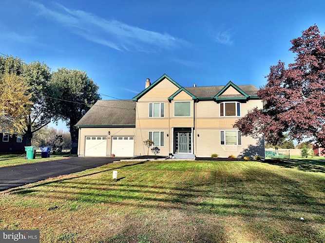 59 Bordentown Chesterfield Rd Chesterfield, NJ 08515