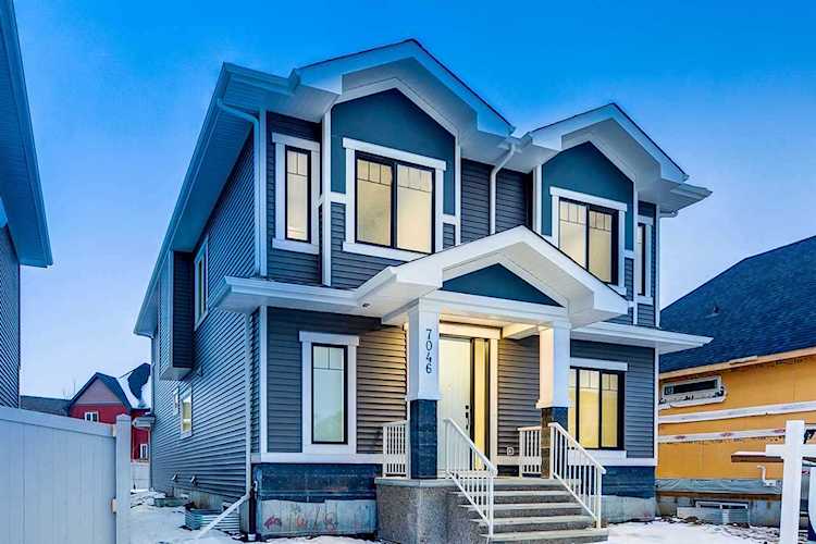 7046 Newson Road Edmonton, AB T5E 4G6