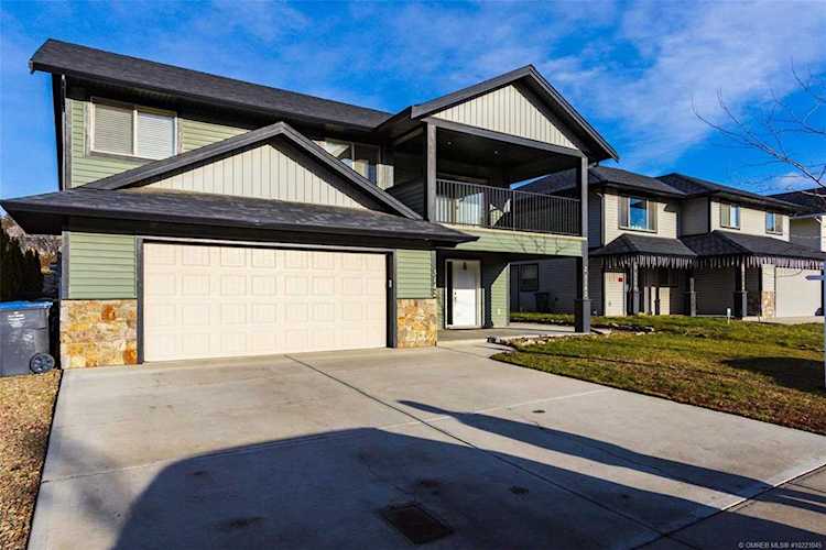 3142 Shetland Road Kelowna, BC V1V3A7